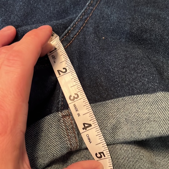 Plus Size Distressed Jean Shorts 18w Ava & Viv - Picture 10 of 10